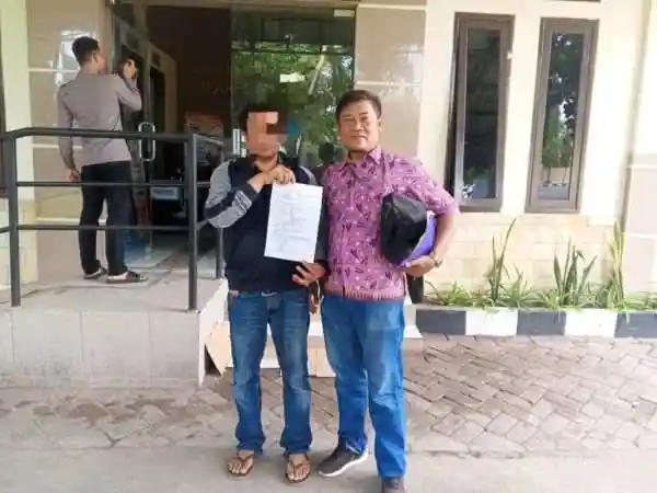 Polemik Konten Elektronik, SS Warga Wonokerso Resmi Dilaporkan ke Polres Probolinggo
