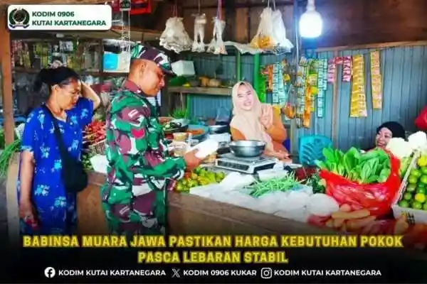 Babinsa Muara Jawa Pastikan Harga Kebutuhan Pokok Pasca Lebaran Stabil