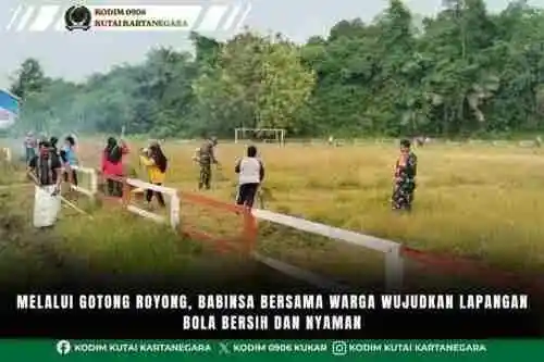 Melalui Gotong Royong, Babinsa Bersama Warga Wujudkan Lapangan Bola Bersih dan Nyaman