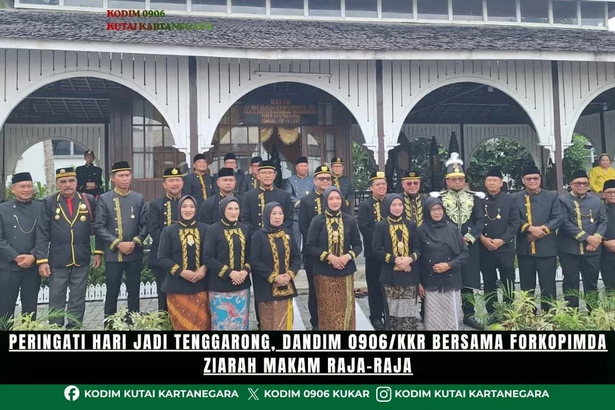Peringati Hari Jadi Tenggarong, Dandim 0906/Kkr Bersama Forkopimda Ziarah Makam Raja-Raja