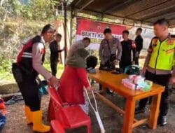 Dari Posko hingga Pintu Rumah, Polri Hadir Pastikan Layanan Kesehatan Warga Terdampak Bencana di Kala Segi Aceh Tengah