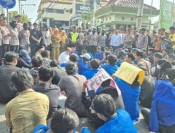 Ultah Berujung Prank, Jabatan Ketua DPRD Probolinggo Dipertanyakan