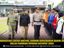Sinergisitas Lintas Sektor, Dandim 0906/Kukar Hadiri Apel Gelar Pasukan Operasi Ketupat 2026